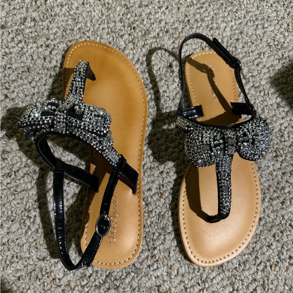 Shoedazzle sandals